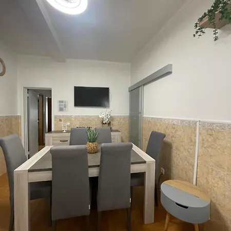 Dina Beach House Quinzico Nazare Exterior photo